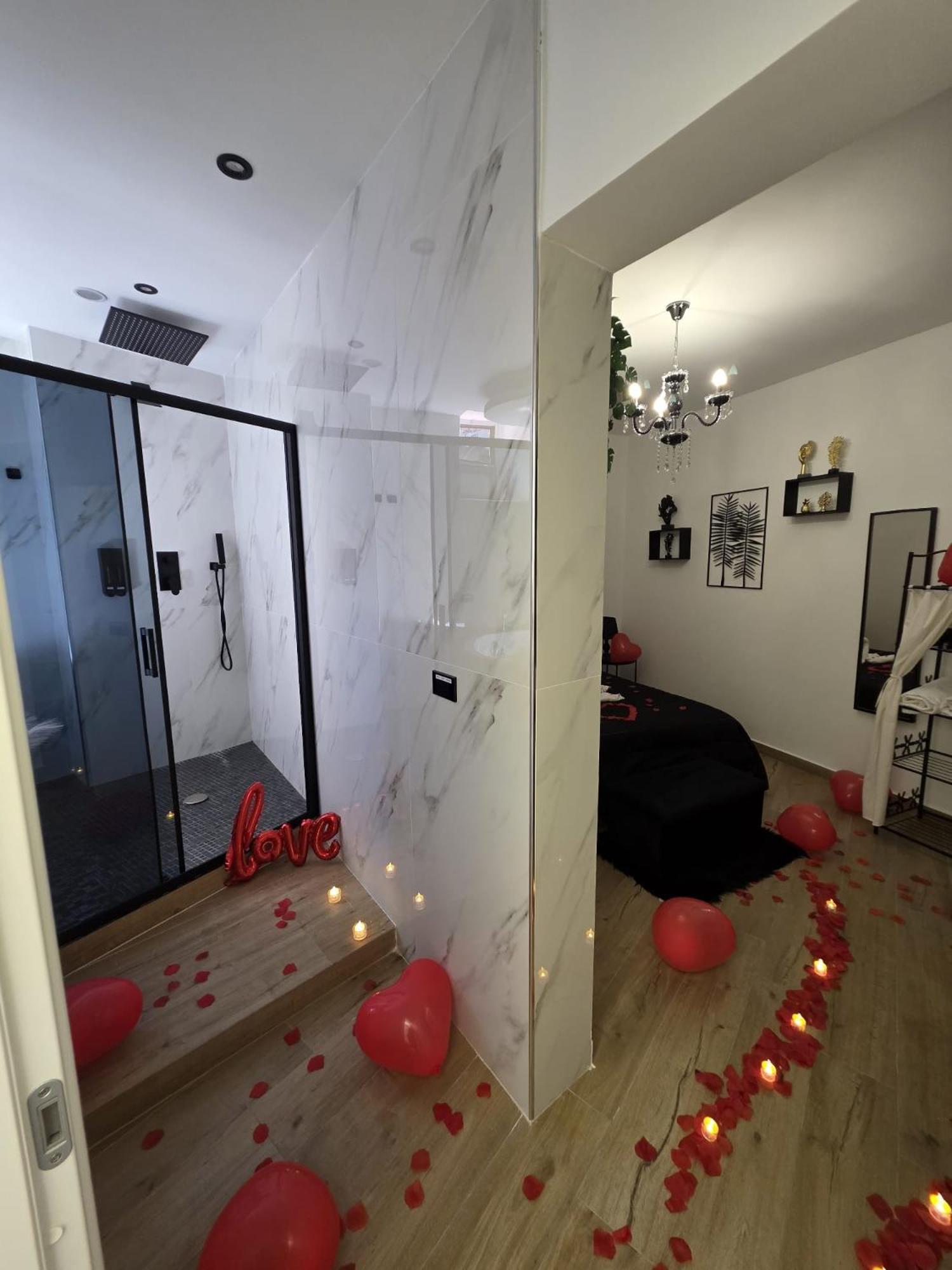 Elite Apartment *